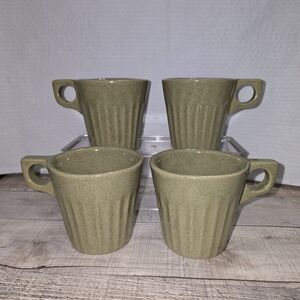 VINTAGE USA POTTERY SET OF 4 CERAMIC  MUG SET DRIP GLASS GREEN FLUTED DESIGN